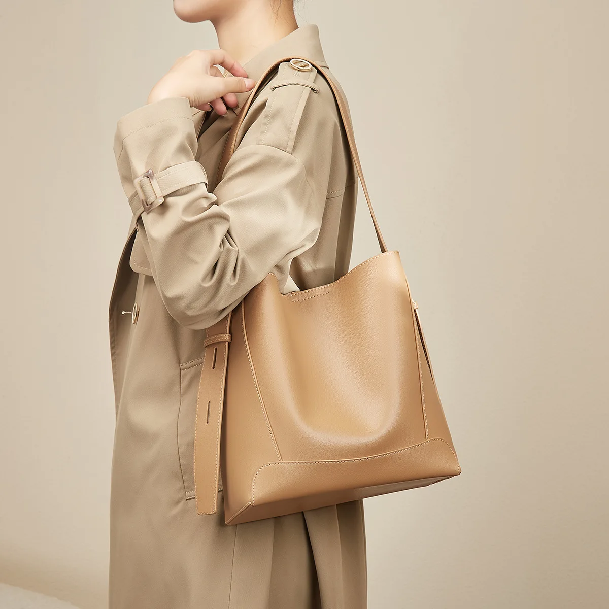 Shoulder Bag Women's 2023 New Women's Bag Crossbody Bag Versatile Leather Body Crossover Bag Large Capacity Work Bucket Bag
Shoulder Bag Women's 2023 New Women's Bag Crossbody Bag Versatile Leather Body Crossover Bag Large Capacity Work Bucket Bag