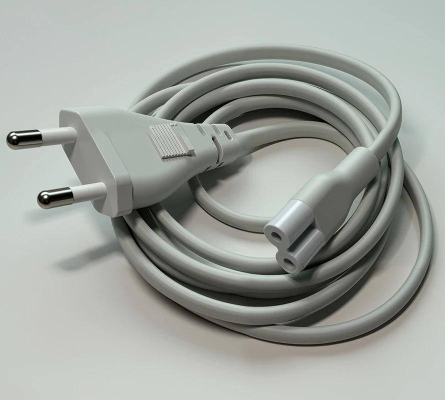 Сетевой кабель Volex IEC C7 1.8м
Сетевой кабель Volex IEC C7 1.8м