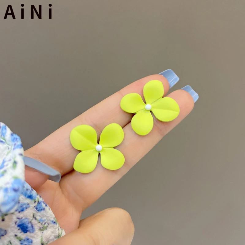 Fashion Jewelry 925 Silver need Flower Earrings Popular Style Sweet Korean Temperament Green White Stud Earrings For Girl Gifts
Fashion Jewelry 925 Silver need Flower Earrings Popular Style Sweet Korean Temperament Green White Stud Earrings For Girl Gifts