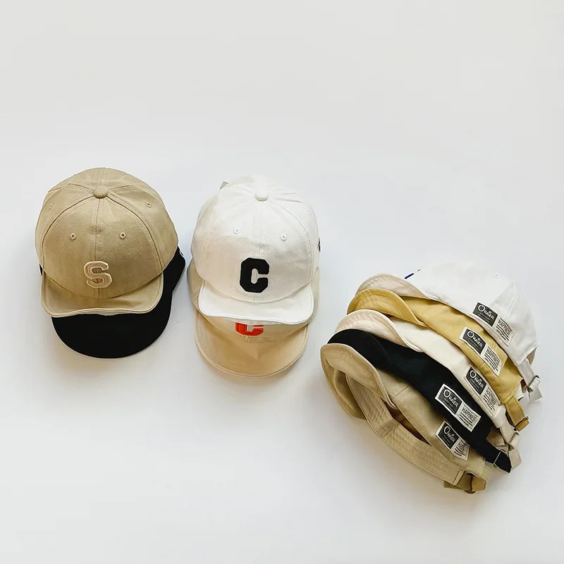 Spring Summer boys soft brim letters Caps Korean style casual all-match Sunbonnet
Spring Summer boys soft brim letters Caps Korean style casual all-match Sunbonnet
