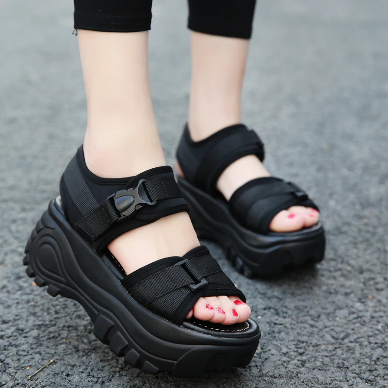 2022 Designer Schoenen Vrouw Klittenband Sandalen Vrouwen Hoge Kwaliteit Dames Schoenen Zomer Platform women sandals
2022 Designer Schoenen Vrouw Klittenband Sandalen Vrouwen Hoge Kwaliteit Dames Schoenen Zomer Platform women sandals