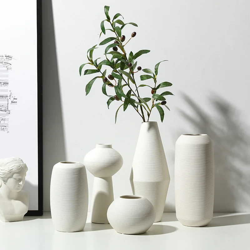 Ceramic European Zen simple brushed vase three piece home soft decoration B & B Vase Decoration
Ceramic European Zen simple brushed vase three piece home soft decoration B & B Vase Decoration