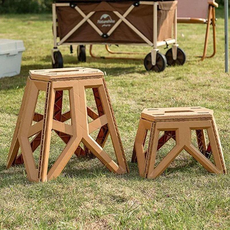 Portable Folding Stool High Load-bearing Handle Design Durable Mini Chair Fishing Stool Square Stool Outdoor Camping Stool 
Portable Folding Stool High Load-bearing Handle Design Durable Mini Chair Fishing Stool Square Stool Outdoor Camping Stool