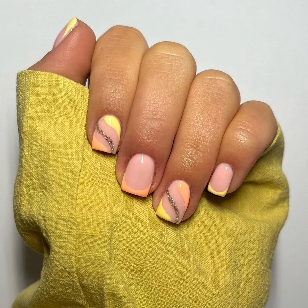 Yellow French Lines Wearing Nails Short Style Press On Nails Glitter Pink False Nail Kit 24pcs Elegant Nai Art Reusable
Yellow French Lines Wearing Nails Short Style Press On Nails Glitter Pink False Nail Kit 24pcs Elegant Nai Art Reusable