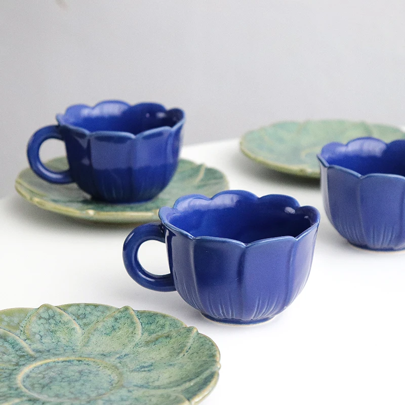 Vintage Cup Creative Ceramic Wholesale Luxury Cute Original Breakfast Cups Afternoon Tea Taza De Cafe Cup and Saucer Set
Vintage Cup Creative Ceramic Wholesale Luxury Cute Original Breakfast Cups Afternoon Tea Taza De Cafe Cup and Saucer Set