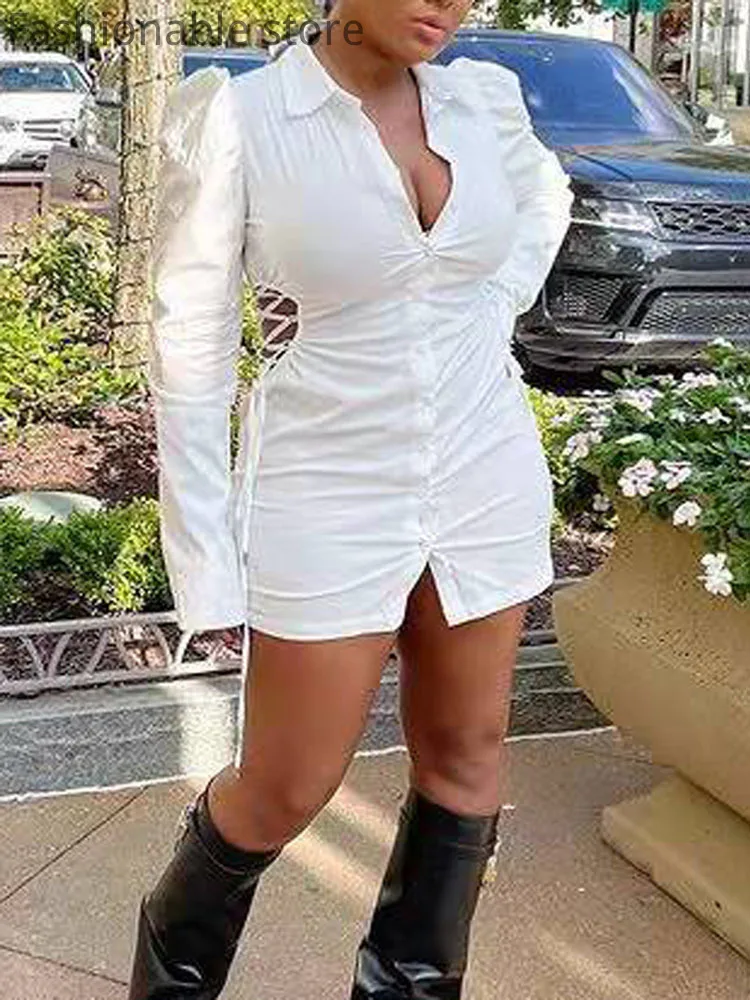 Однотонное облегающее платье-рубашка с отложным воротником и длинным рукавом
Однотонное облегающее платье-рубашка с отложным воротником и длинным рукавом