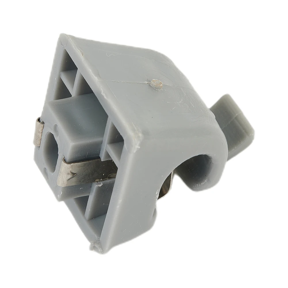 Fixed Clips Car Sun Visor Hook Clip 26-810-00-12-8412 High Quality Plug And Play Visor Fixed Mount 26x26.5x37.6mm
Fixed Clips Car Sun Visor Hook Clip 26-810-00-12-8412 High Quality Plug And Play Visor Fixed Mount 26x26.5x37.6mm