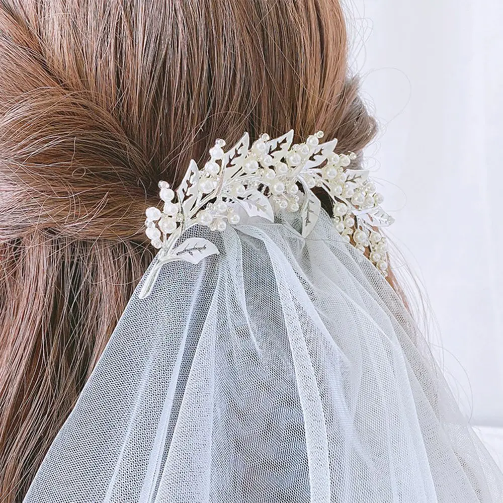 Headwear Headress Women Head Jewlry Hollow Leaf Pearl Hair Comb Wedding Jewelry Bridal Hair Comb Hair Veil Comb
Headwear Headress Women Head Jewlry Hollow Leaf Pearl Hair Comb Wedding Jewelry Bridal Hair Comb Hair Veil Comb