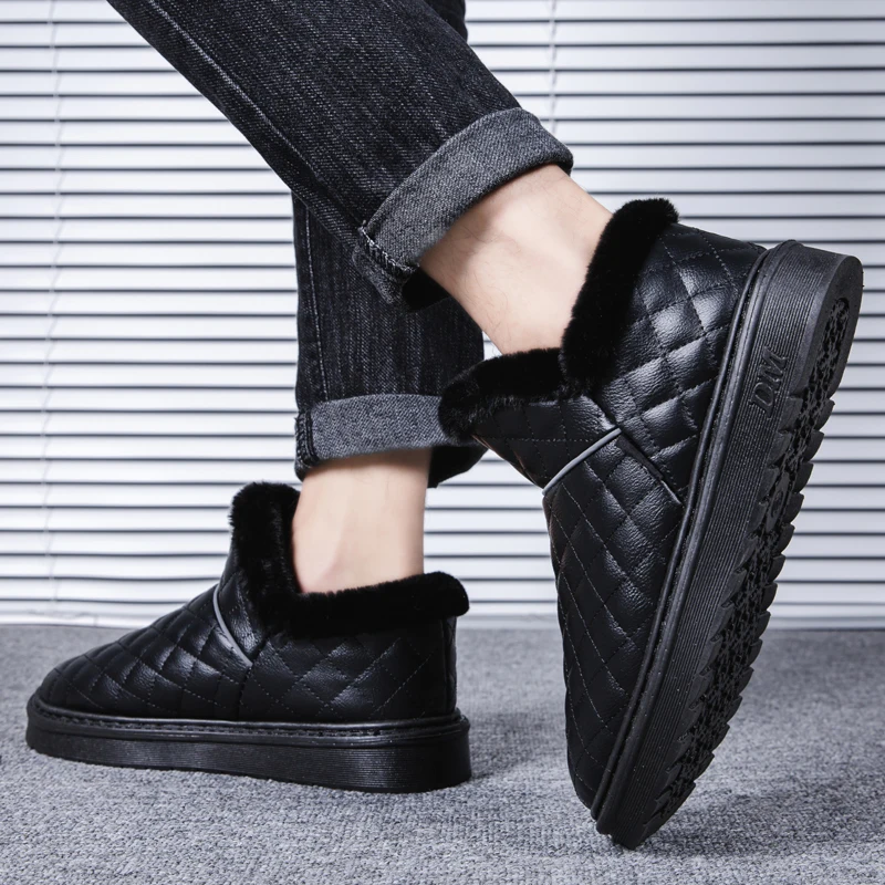 Snow boots Winter men's cotton shoes Stuffed warm fur lovers' shoes Waterproof anti-skid cotton boots Bread women's shoes
Snow boots Winter men's cotton shoes Stuffed warm fur lovers' shoes Waterproof anti-skid cotton boots Bread women's shoes