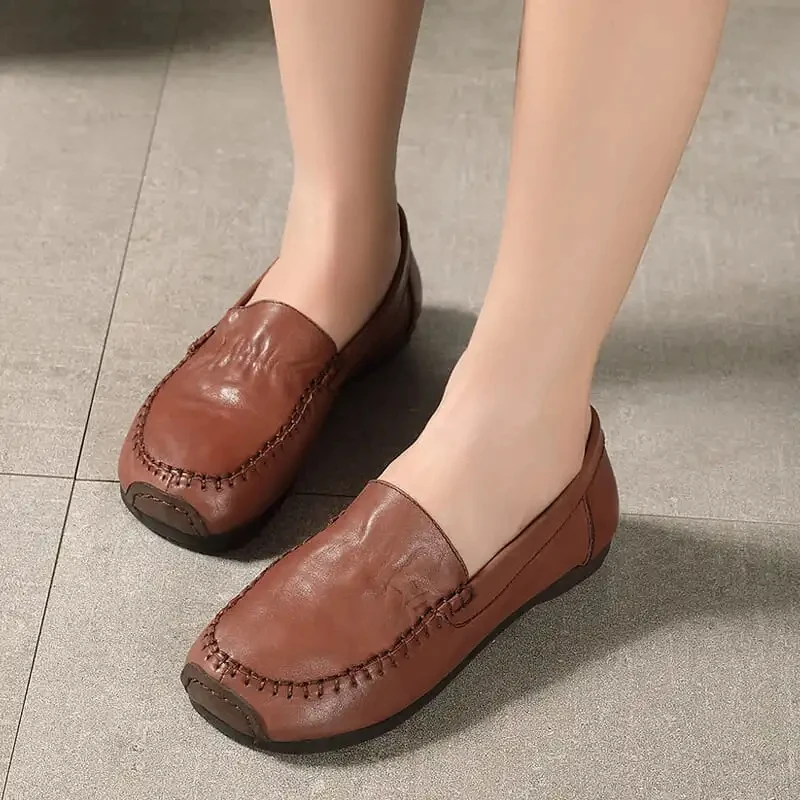 2022 Autumn New Women's Retro Soft Leather Versatile Flat Heel Leisure Pumps Comfortable Middle-Aged and Elderly Mom Shoes
2022 Autumn New Women's Retro Soft Leather Versatile Flat Heel Leisure Pumps Comfortable Middle-Aged and Elderly Mom Shoes
