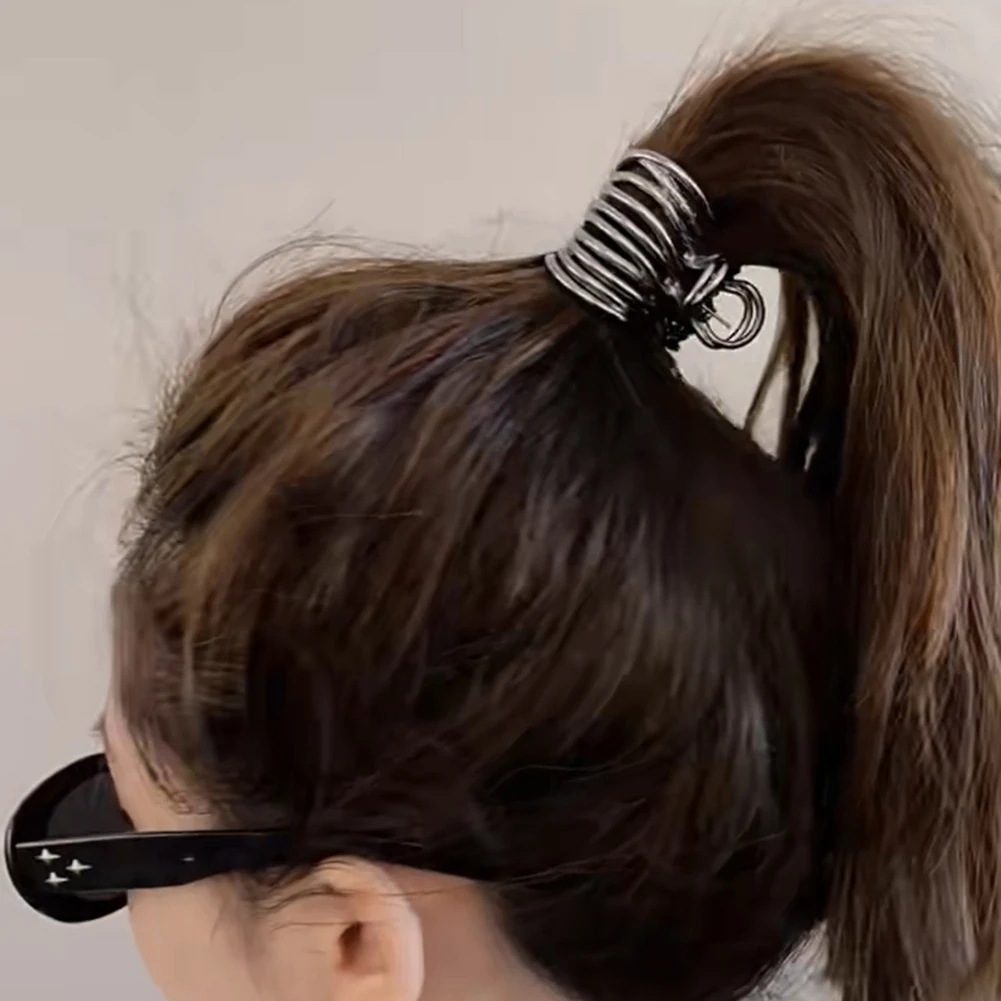 Simple Design High Ponytail Clip Invisible Fixed Clip Mini Metal Silver Women Hair Claw Shark Clip Fashion Hair Accessories
Simple Design High Ponytail Clip Invisible Fixed Clip Mini Metal Silver Women Hair Claw Shark Clip Fashion Hair Accessories