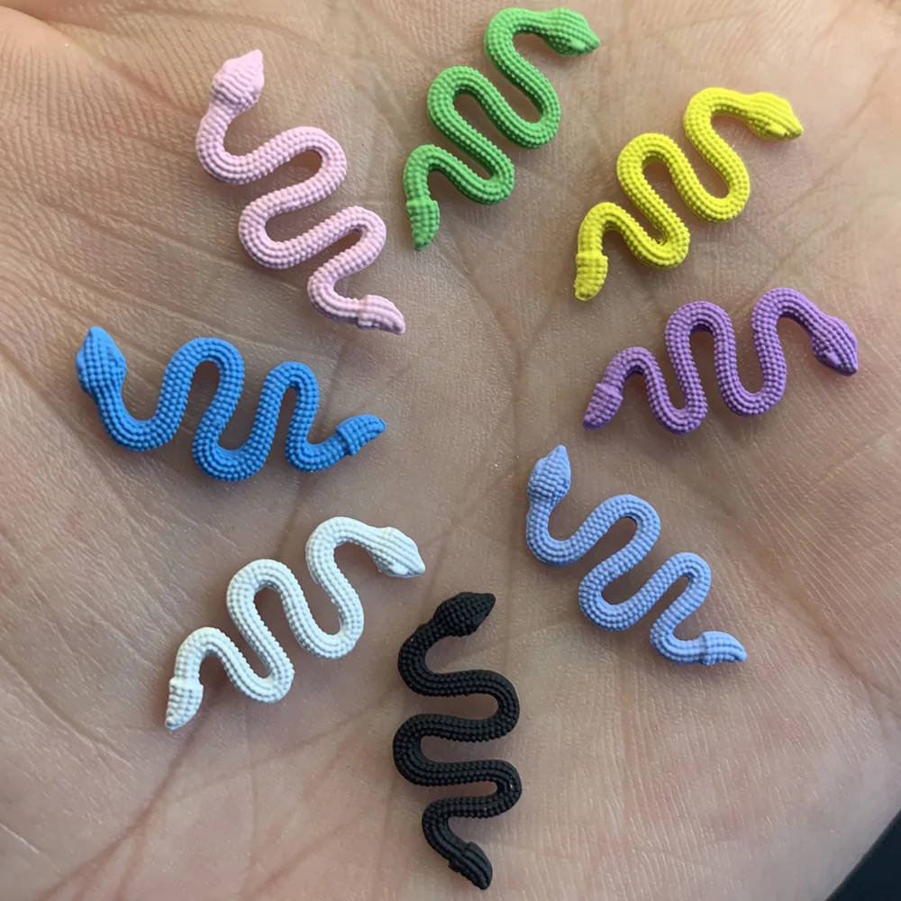 10Pcs Macarons Alloy Snake Nail Charm Parts Luxury Retro Nails Accessories White Green 3D Snakes Mythical Design Decors 9*20mm
10Pcs Macarons Alloy Snake Nail Charm Parts Luxury Retro Nails Accessories White Green 3D Snakes Mythical Design Decors 9*20mm