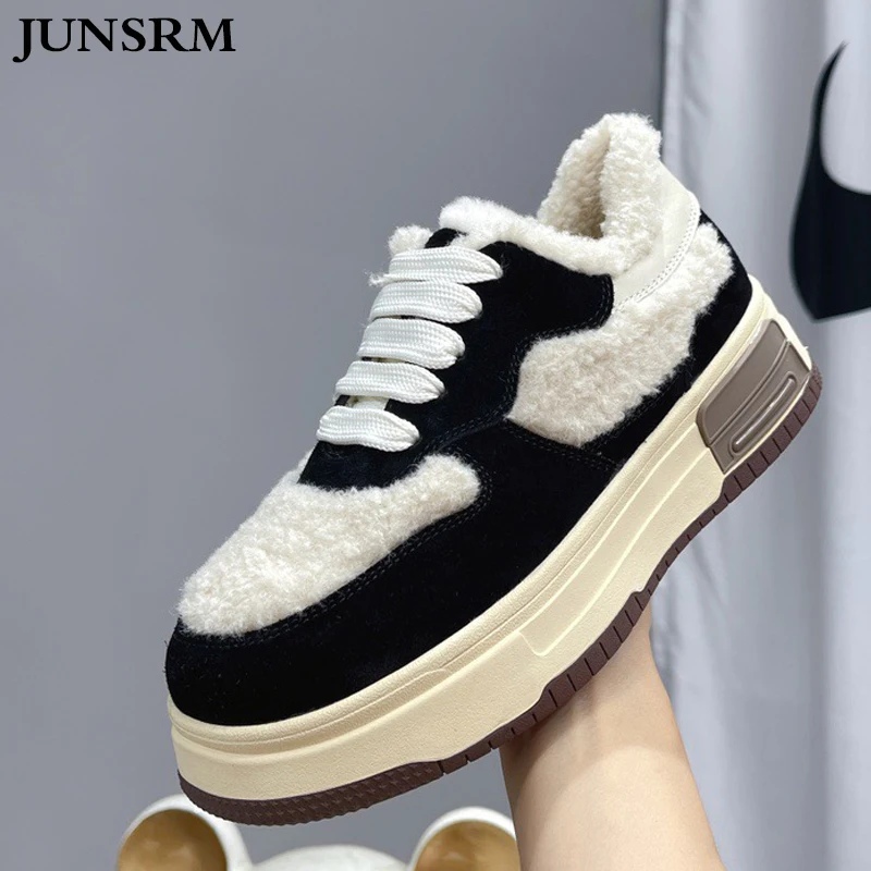 Sports Casual Shoes Women Wool Fashion Thick Sole Increase Height Board Shoes Warm Trend 2023 New Lace-up Plush Sneakers Winter
Sports Casual Shoes Women Wool Fashion Thick Sole Increase Height Board Shoes Warm Trend 2023 New Lace-up Plush Sneakers Winter