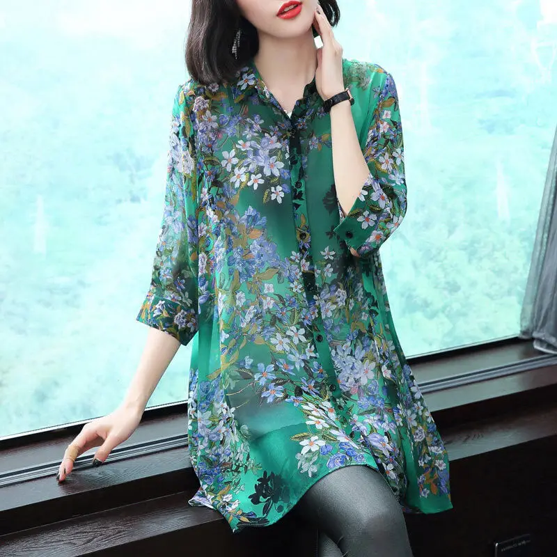 Blouse female 2022 Spring and Summer Women's New Products Reduction Sub -color shirt chiffon printed casual blouse female tops
Blouse female 2022 Spring and Summer Women's New Products Reduction Sub -color shirt chiffon printed casual blouse female tops