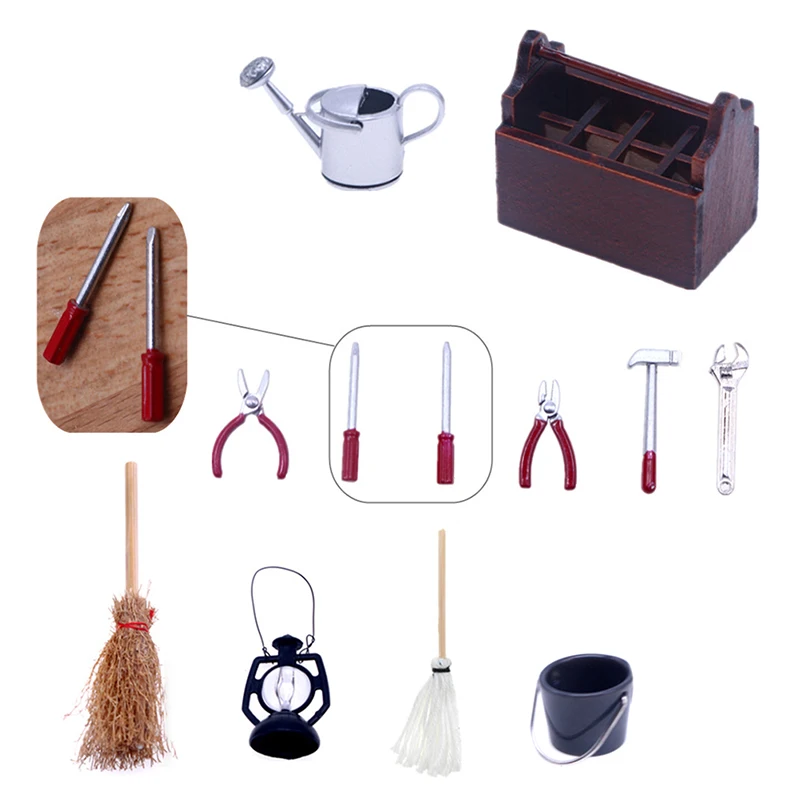 1 Набор 1:12 миниатюрный инструмент для ремонта кукольного домика метла Лейка керосиновая лампа ящик для инструментов модель садового инструмента декоративная игрушка 
1 Набор 1:12 миниатюрный инструмент для ремонта кукольного домика метла Лейка керосиновая лампа ящик для инструментов модель садового инструмента декоративная игрушка