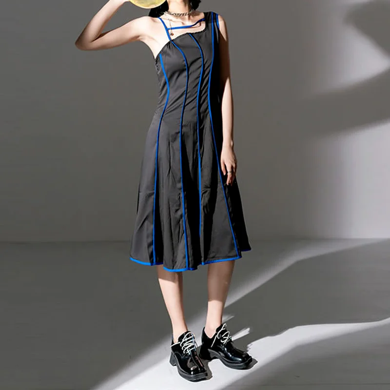 Ladies Hit Color Y2k Fashion New Sleeveless Outer Vest Suspenders Square Neck Sleeveless Pullover Dress Striped Patchwork Dress
Ladies Hit Color Y2k Fashion New Sleeveless Outer Vest Suspenders Square Neck Sleeveless Pullover Dress Striped Patchwork Dress