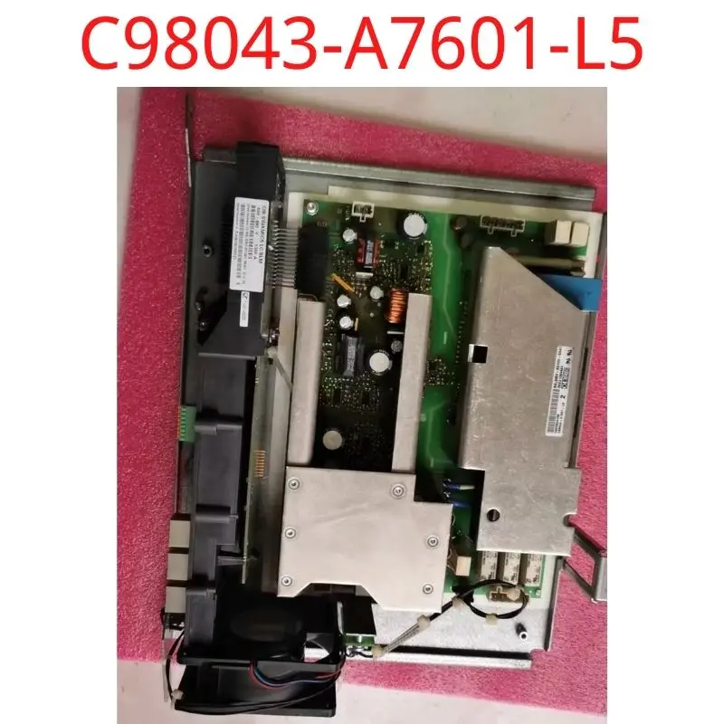 used Siemens test ok real C98043-A7601-L5 6SL3352-6BH00-0AA1 disassembly power board, 6SL3357-6TG41-3BA3
used Siemens test ok real C98043-A7601-L5 6SL3352-6BH00-0AA1 disassembly power board, 6SL3357-6TG41-3BA3