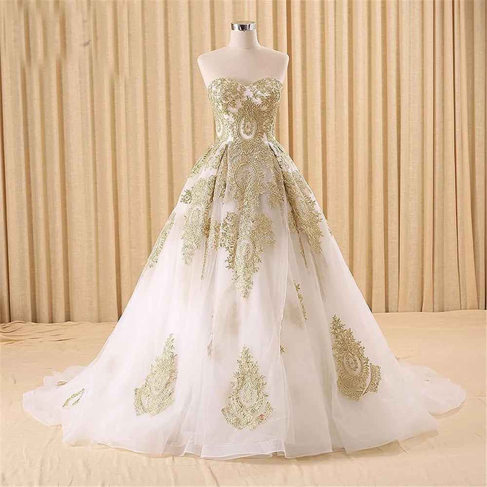 Sweetheart A-Line Wedding Dresses With Gold Lace Appliques Lace Up Back Bridal Gowns Formal Ladies Wear Vestidos De Mariee
Sweetheart A-Line Wedding Dresses With Gold Lace Appliques Lace Up Back Bridal Gowns Formal Ladies Wear Vestidos De Mariee