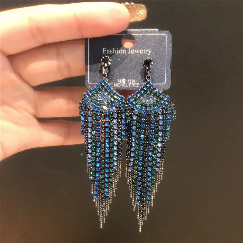 Fine Diamond Jewelry With Fan-Shaped Blue Tassel Earrings 2022 Trendy women's Earring Hip-hop Party Fashion Accessories
Fine Diamond Jewelry With Fan-Shaped Blue Tassel Earrings 2022 Trendy women's Earring Hip-hop Party Fashion Accessories