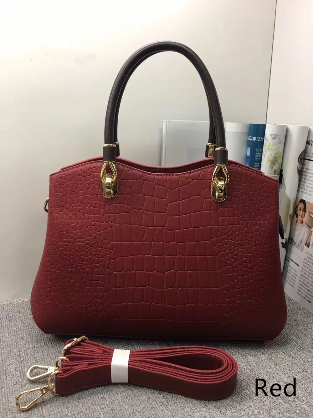 Classic Handbags Women Bags Designer Fashion Large Capacity Tote Bag Ladies PU Leather Shoulder Bags Red Fashion Handbag
Classic Handbags Women Bags Designer Fashion Large Capacity Tote Bag Ladies PU Leather Shoulder Bags Red Fashion Handbag