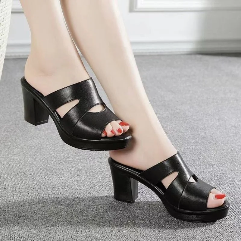 Ladies Shoes 2023 High Quality Fish Mouth Women's Slippers Summer Hollow Out Solid Color Shoes Women Platform Slippers Zapatos
Ladies Shoes 2023 High Quality Fish Mouth Women's Slippers Summer Hollow Out Solid Color Shoes Women Platform Slippers Zapatos