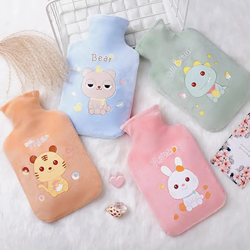 1000ml Winter Hot Water Pouch with Soft Plush Cover Hot Water Bottle Cartoon Hot Cold Compress Hot Water Bag for Hands Feet Neck
1000ml Winter Hot Water Pouch with Soft Plush Cover Hot Water Bottle Cartoon Hot Cold Compress Hot Water Bag for Hands Feet Neck