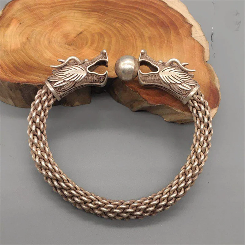 Hot Selling Natural Hand-carved Ibetan Silver Dragon Head Fashion Jewelry Bracelet Accessories Men Women Luck Gifts
Hot Selling Natural Hand-carved Ibetan Silver Dragon Head Fashion Jewelry Bracelet Accessories Men Women Luck Gifts