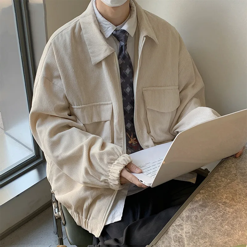 Jackets Men Streetwear Handsome Japanese Corduroy Outwear Solid Large Size BF Loose Classic Cazadora Hombre New Arrival Popular
Jackets Men Streetwear Handsome Japanese Corduroy Outwear Solid Large Size BF Loose Classic Cazadora Hombre New Arrival Popular