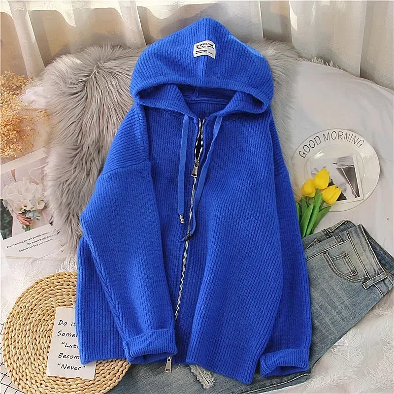 2023 Autumn Winter New Chunky Solid Color Hooded Knitted Cardigan Zipper Coat Sweater Women's Loose Top Thickened)
2023 Autumn Winter New Chunky Solid Color Hooded Knitted Cardigan Zipper Coat Sweater Women's Loose Top Thickened)