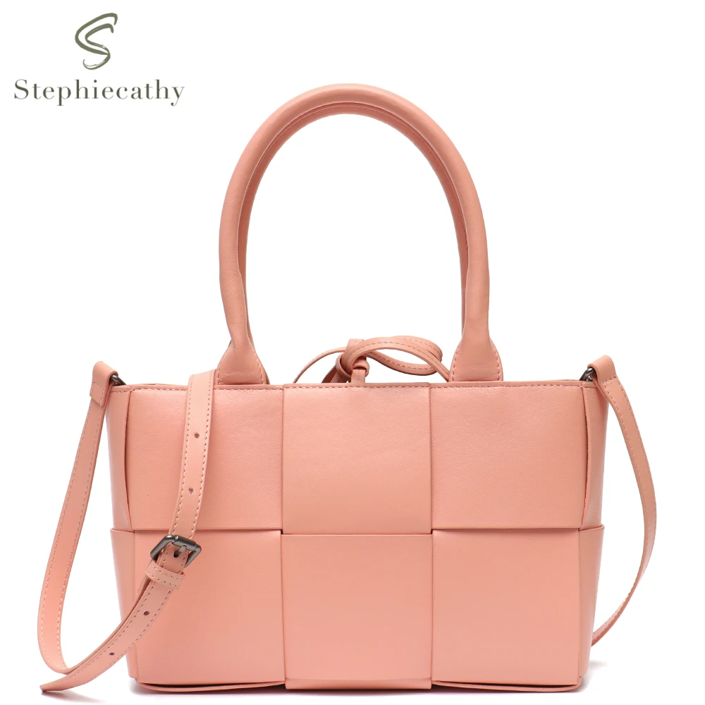 SC Brand Luxury Sheepskin Wide Woven Handbag Women Fashion Handmade Leather Top-handle Bucket Liner Bag Crossbody Shoulder Purse
SC Brand Luxury Sheepskin Wide Woven Handbag Women Fashion Handmade Leather Top-handle Bucket Liner Bag Crossbody Shoulder Purse