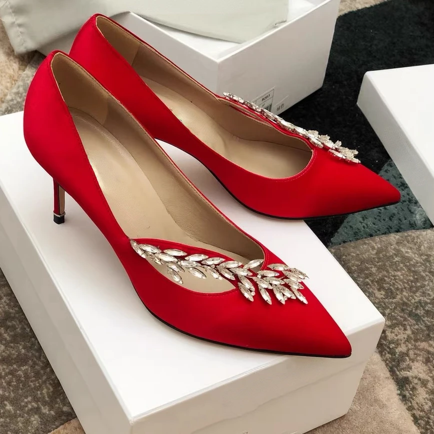 Mai Xiao Water Diamond Wedding Shoes Fairy Shoes High Heel Pointed Silk Satin Women's Wedding Shoes
Mai Xiao Water Diamond Wedding Shoes Fairy Shoes High Heel Pointed Silk Satin Women's Wedding Shoes