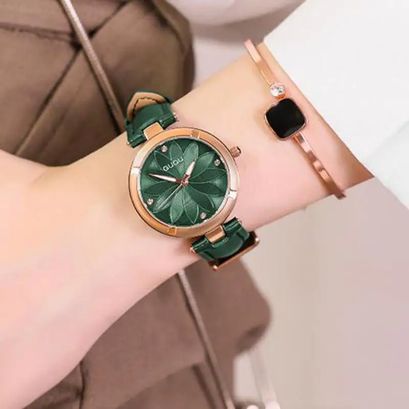 Retro Round Quartz Stainless Small Dial Casual Wrist Watches Leather Strap Fashionable Clock Waterproof Wristwatch for Women
Retro Round Quartz Stainless Small Dial Casual Wrist Watches Leather Strap Fashionable Clock Waterproof Wristwatch for Women