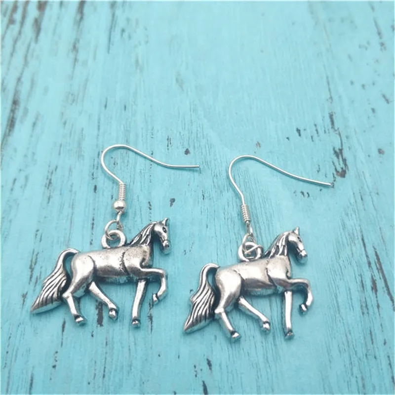 New Horse Animal Creative Charm Earrings,Vintage Fashion Jewelry Women Christmas Birthday Gifts Accessories Pendants Zinc Alloy
New Horse Animal Creative Charm Earrings,Vintage Fashion Jewelry Women Christmas Birthday Gifts Accessories Pendants Zinc Alloy