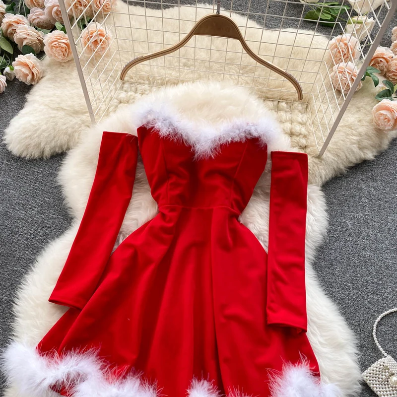 Women Elegant Dress For New Year 2022 Strapless Backless Furry Sexy Short Mini Christmas Dress Red Party Dress Femme robe
Women Elegant Dress For New Year 2022 Strapless Backless Furry Sexy Short Mini Christmas Dress Red Party Dress Femme robe