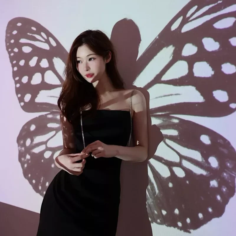 Проекционная лампа, креативный настенный фон, фотореквизит, проектор, светильник для комнаты, украшение для дня рождения
Проекционная лампа, креативный настенный фон, фотореквизит, проектор, светильник для комнаты, украшение для дня рождения