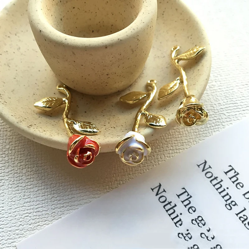 5Pcs Alloy Enamel Red Rose Flower Charms Beauty Necklace Pendant For DIY Jewelry Making Bracelet Accessories Handmade Gold Color
5Pcs Alloy Enamel Red Rose Flower Charms Beauty Necklace Pendant For DIY Jewelry Making Bracelet Accessories Handmade Gold Color