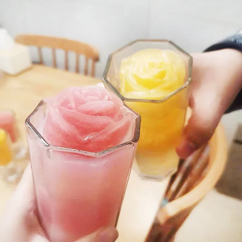 1pcs 3D Rose Flower Shaped Ice Cube Silicone Molds Reusable Cake Mold Tray Ice Cream DIY Tool Whiskey Cocktail Ice Hockey Molds
1pcs 3D Rose Flower Shaped Ice Cube Silicone Molds Reusable Cake Mold Tray Ice Cream DIY Tool Whiskey Cocktail Ice Hockey Molds