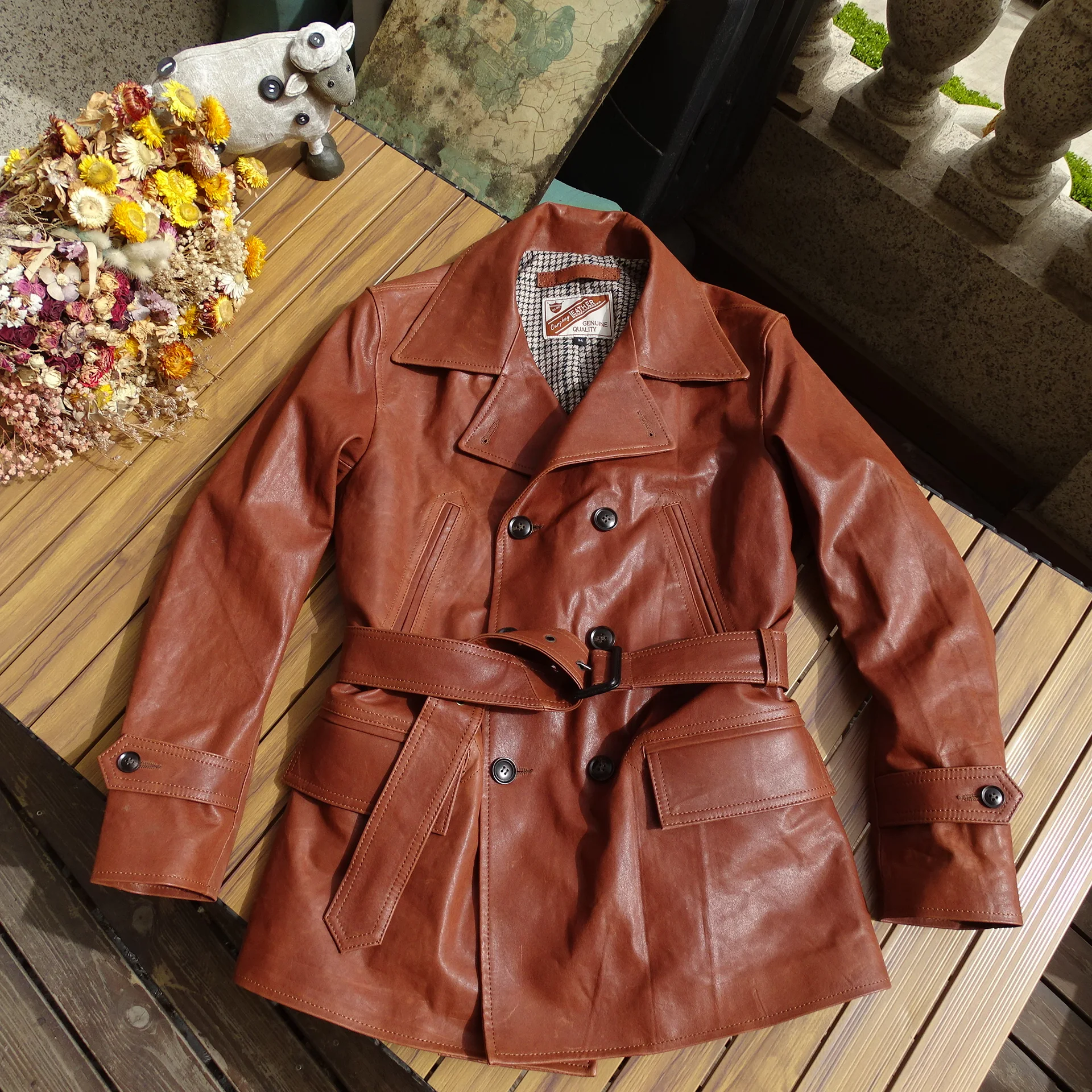 Blunt Razor American Retro Italian Imported Vegetable Tanned Sheepskin Amber Double-Breasted Trench Coat
Blunt Razor American Retro Italian Imported Vegetable Tanned Sheepskin Amber Double-Breasted Trench Coat