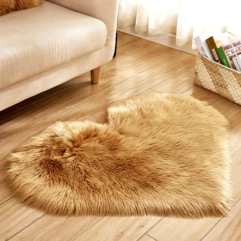 Heart-shaped Carpet Tapete Para Sala Home Textile Plush Bedroom Living Room Decoration Super Cute Girl Style Mat Soft Bedside
Heart-shaped Carpet Tapete Para Sala Home Textile Plush Bedroom Living Room Decoration Super Cute Girl Style Mat Soft Bedside