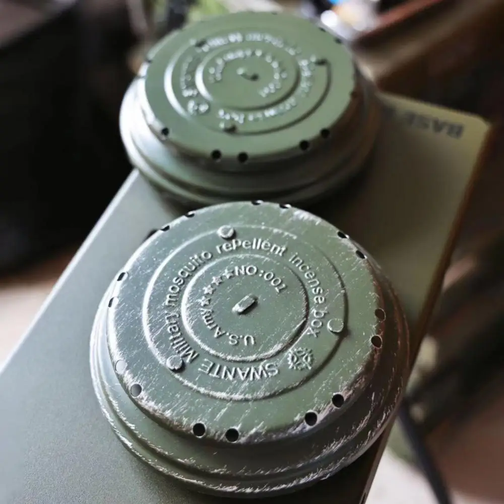 Outdoor Camping Mosquito Coil Holder Plate Tactical Wind Military Mosquito Coil Box Creative Anti-scalding Fire Repellent
Outdoor Camping Mosquito Coil Holder Plate Tactical Wind Military Mosquito Coil Box Creative Anti-scalding Fire Repellent