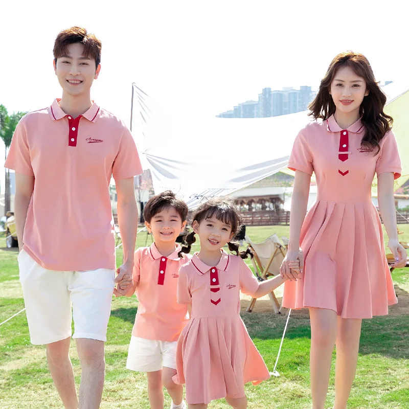 Summer Family Matching Outfits Mum Daughter Matching Dress Dad Son Cotton T-shirt Shorts Holiday Seaside Beach Couple Outfits
Summer Family Matching Outfits Mum Daughter Matching Dress Dad Son Cotton T-shirt Shorts Holiday Seaside Beach Couple Outfits