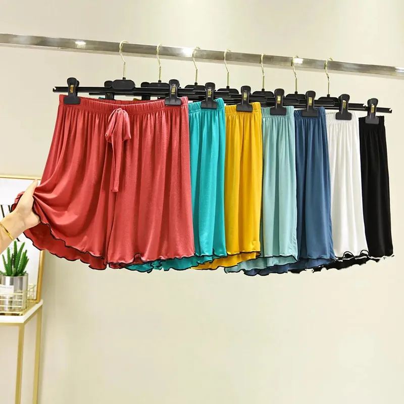 Summer Women's Modal Silk Satin Trousers Plus Size Elastic Waist Loose Shorts Women's Solid Color Home Pajama Pants
Summer Women's Modal Silk Satin Trousers Plus Size Elastic Waist Loose Shorts Women's Solid Color Home Pajama Pants