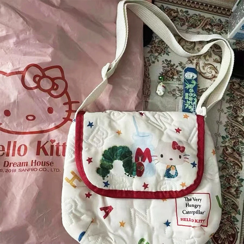 Sanrio Hello Kittys Embroidered Cosmetic Bag Kawaii Anime Cartoon Beauty Student Makeup Clothing Storage Shoulder Bag Toy Girls
Sanrio Hello Kittys Embroidered Cosmetic Bag Kawaii Anime Cartoon Beauty Student Makeup Clothing Storage Shoulder Bag Toy Girls
