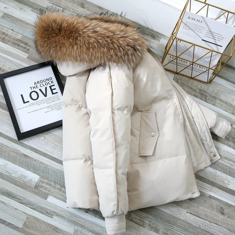 New Women's Winter Large Size Loose Cotton Jacket Korean Style Fashion Casual Big Fur Collar Windproof Padded Parka Thick Coats
New Women's Winter Large Size Loose Cotton Jacket Korean Style Fashion Casual Big Fur Collar Windproof Padded Parka Thick Coats