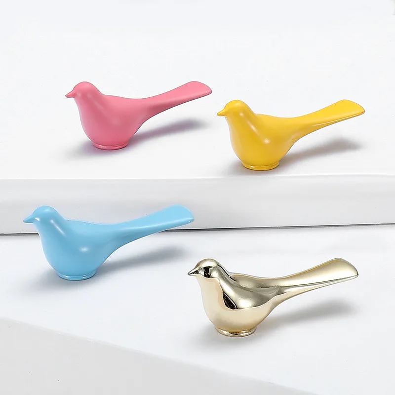 Golden Bird Handle Cabinet Door Wardrobe Handle Door Handle Drawer Handle Wholesale
Golden Bird Handle Cabinet Door Wardrobe Handle Door Handle Drawer Handle Wholesale