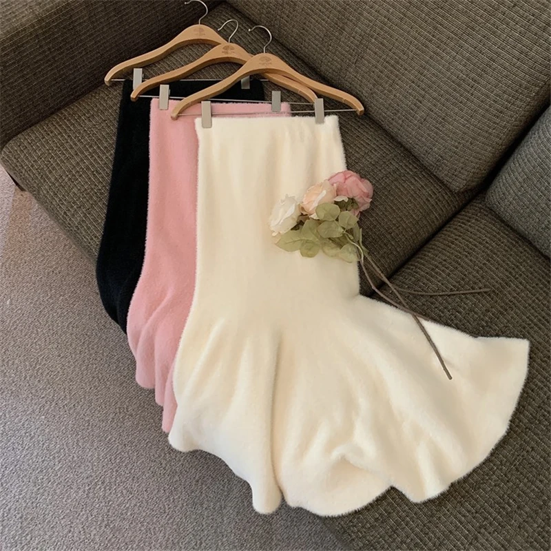 Trumpet Knitted Skirts Vintage Women Mink Cashmere Long Skirt High Elastic Waist Knitwear Elegant Slim Hairy Office Lady O310
Trumpet Knitted Skirts Vintage Women Mink Cashmere Long Skirt High Elastic Waist Knitwear Elegant Slim Hairy Office Lady O310