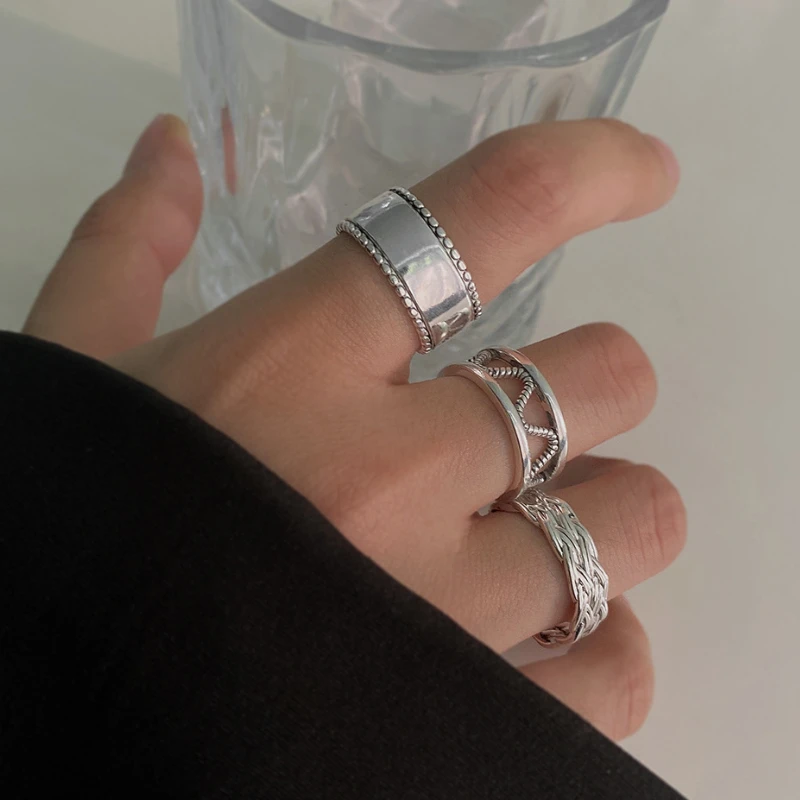 U-Magical Minimalist Twist Hollow Geometrical Ring for Women Stylish Open Adjustable Metal Index Finger Holiday Ring Jewelry
U-Magical Minimalist Twist Hollow Geometrical Ring for Women Stylish Open Adjustable Metal Index Finger Holiday Ring Jewelry