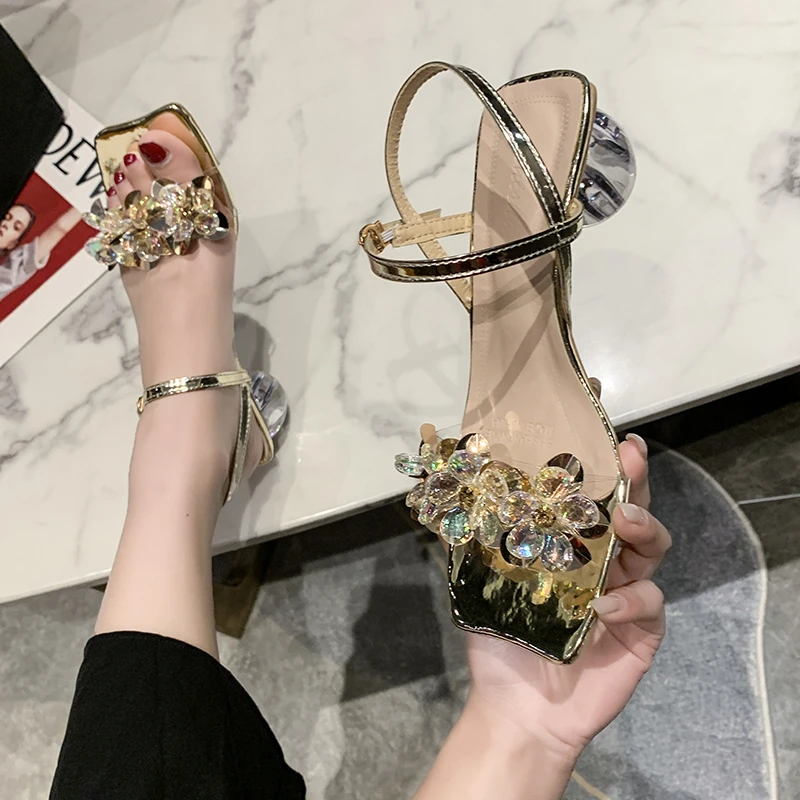 New Elegant Rhinestones Pearl Square Toe Women Sandals Summer New Party Dress Heels High Heels Silver Bridesmaid Wedding Shoes 
New Elegant Rhinestones Pearl Square Toe Women Sandals Summer New Party Dress Heels High Heels Silver Bridesmaid Wedding Shoes
