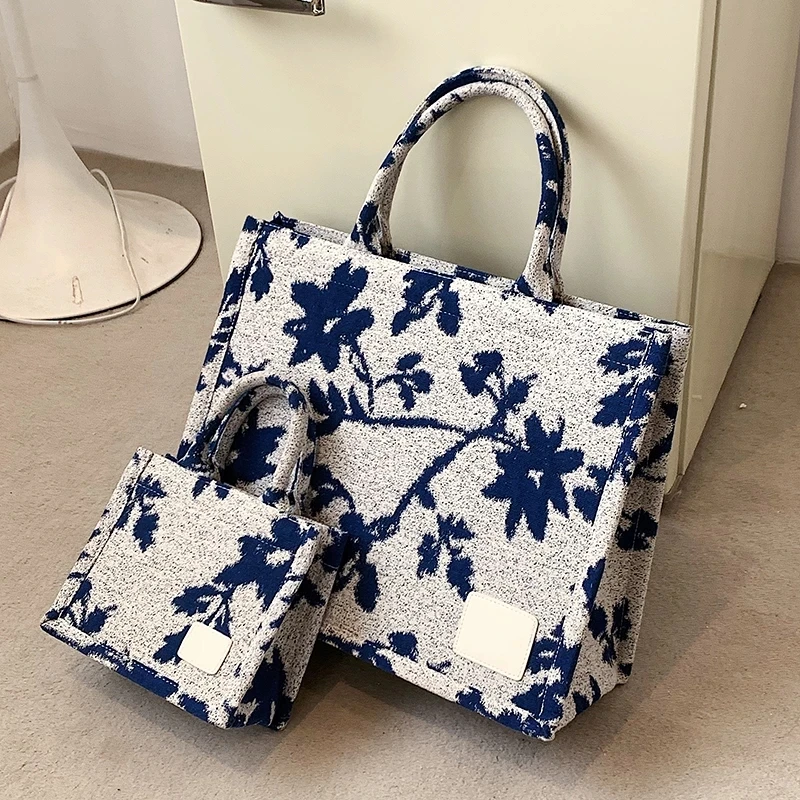 Casual Printing Fabric Crossbody Messenger Bags Big Soft Women 2022 Spring New Fashion Trend Brand Office Handbags Shoulder Bag
Casual Printing Fabric Crossbody Messenger Bags Big Soft Women 2022 Spring New Fashion Trend Brand Office Handbags Shoulder Bag