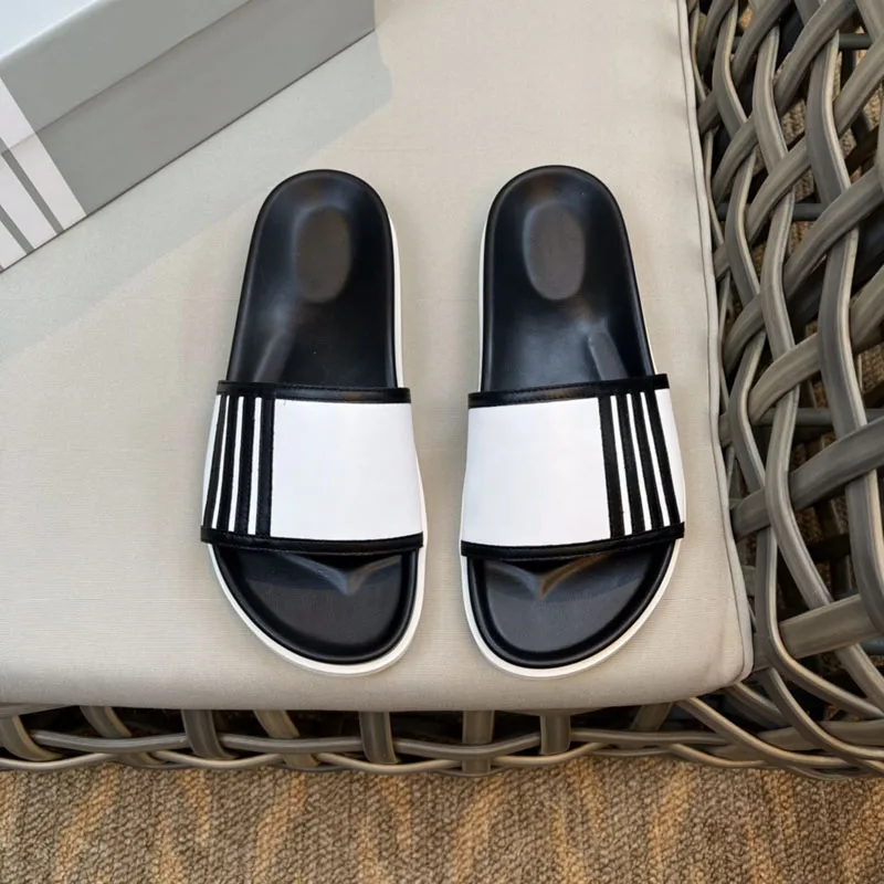 

Classic TB Slippers Luxury Brand Black Striped Design Male Sandals Outdoor Beach Causal Couple Slippers High Quality Shoes
